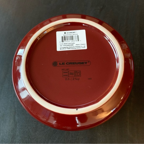 Le Creuset Stoneware Utensil Crock Cerise Red 2.3L / 2 3/8QT NWT - Picture 3 of 5